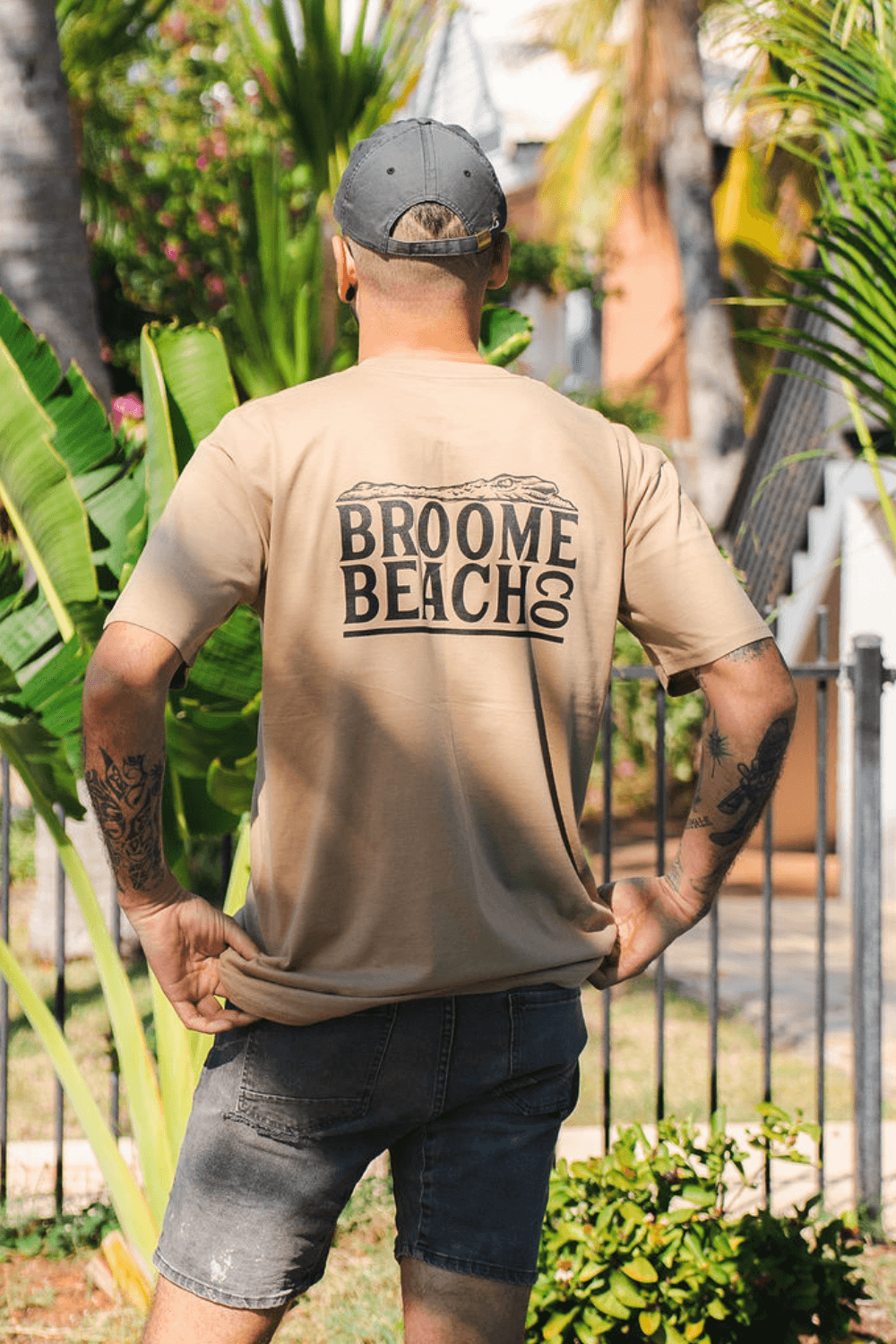 Coast Tee - Khaki Croc