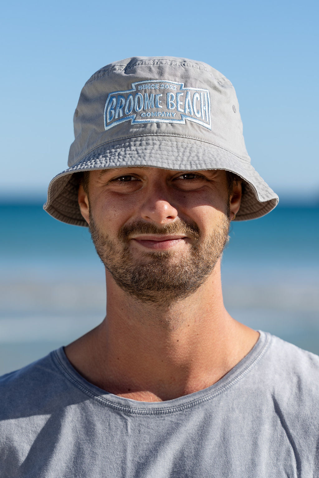 Beach Co Bucket Hat - Washed grey & blue bucket hat