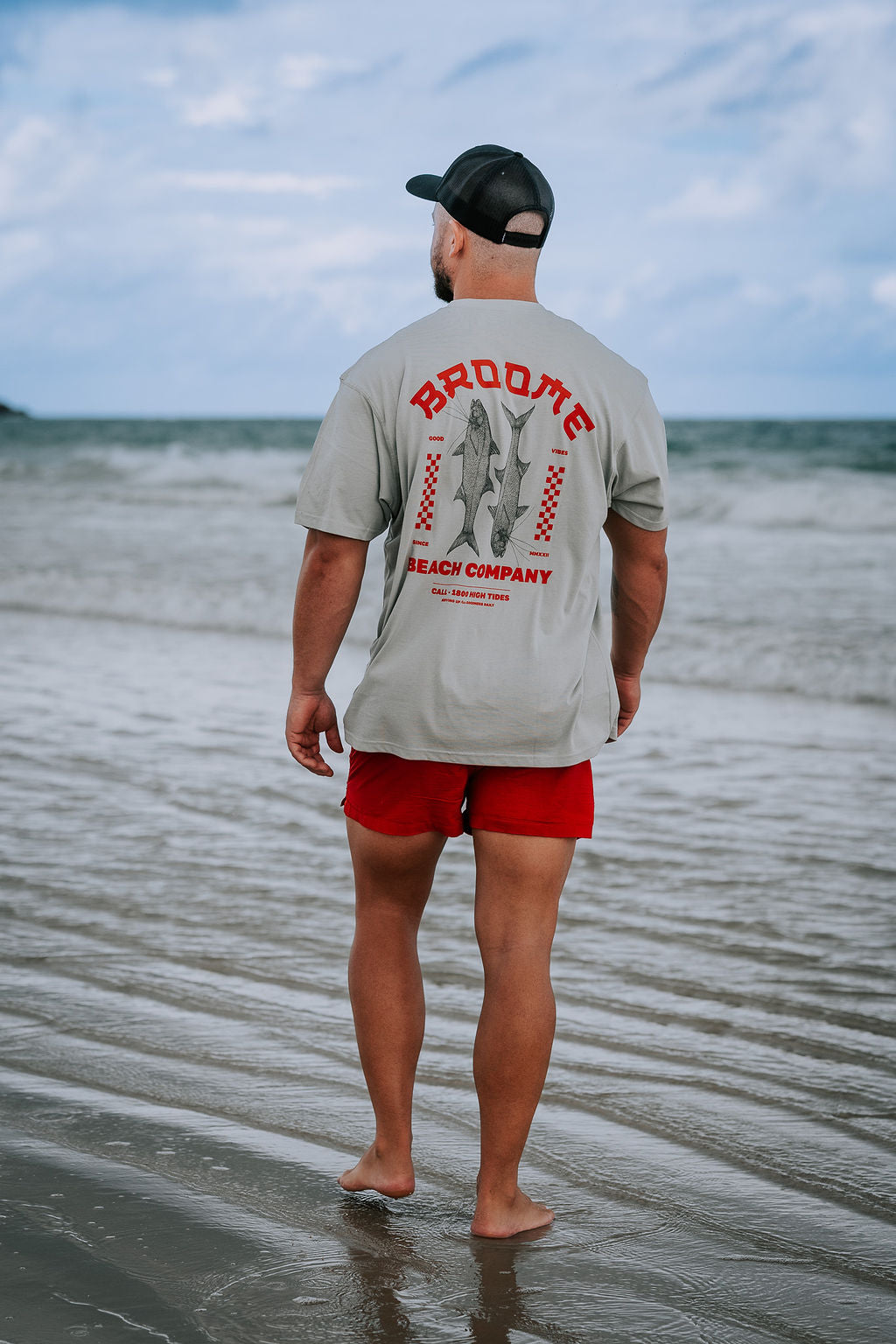 Oriental Threadfin Tee - Grey & Red