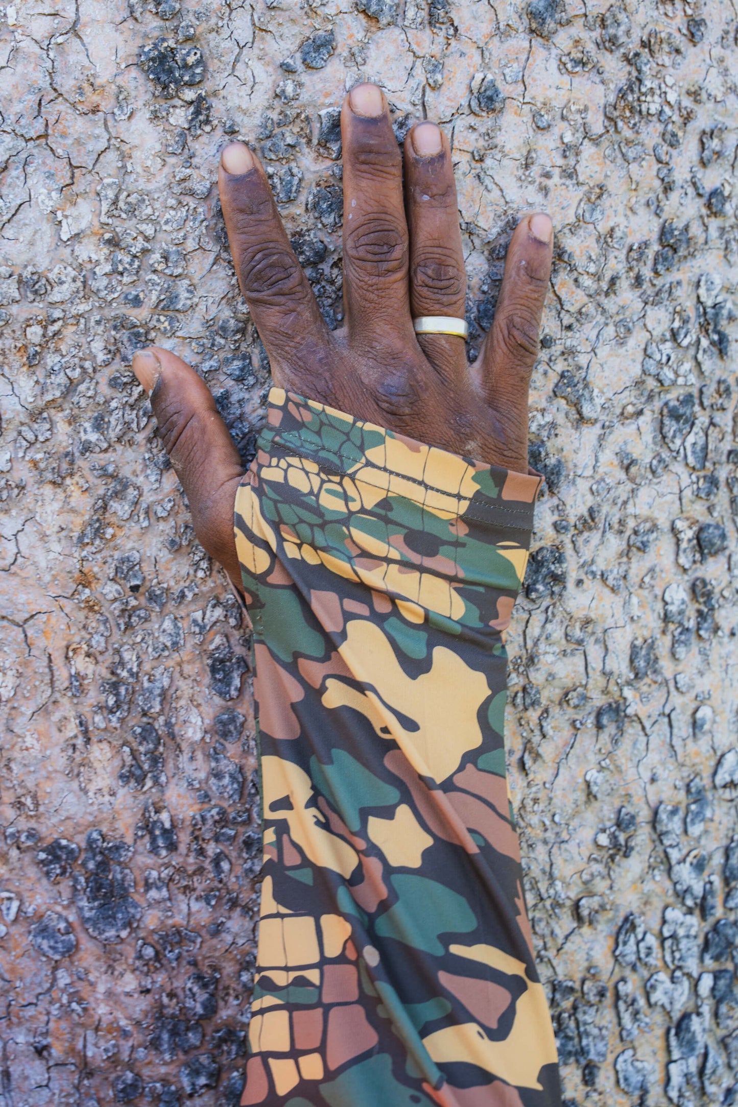 Hooded Explore Shirt - Ord River