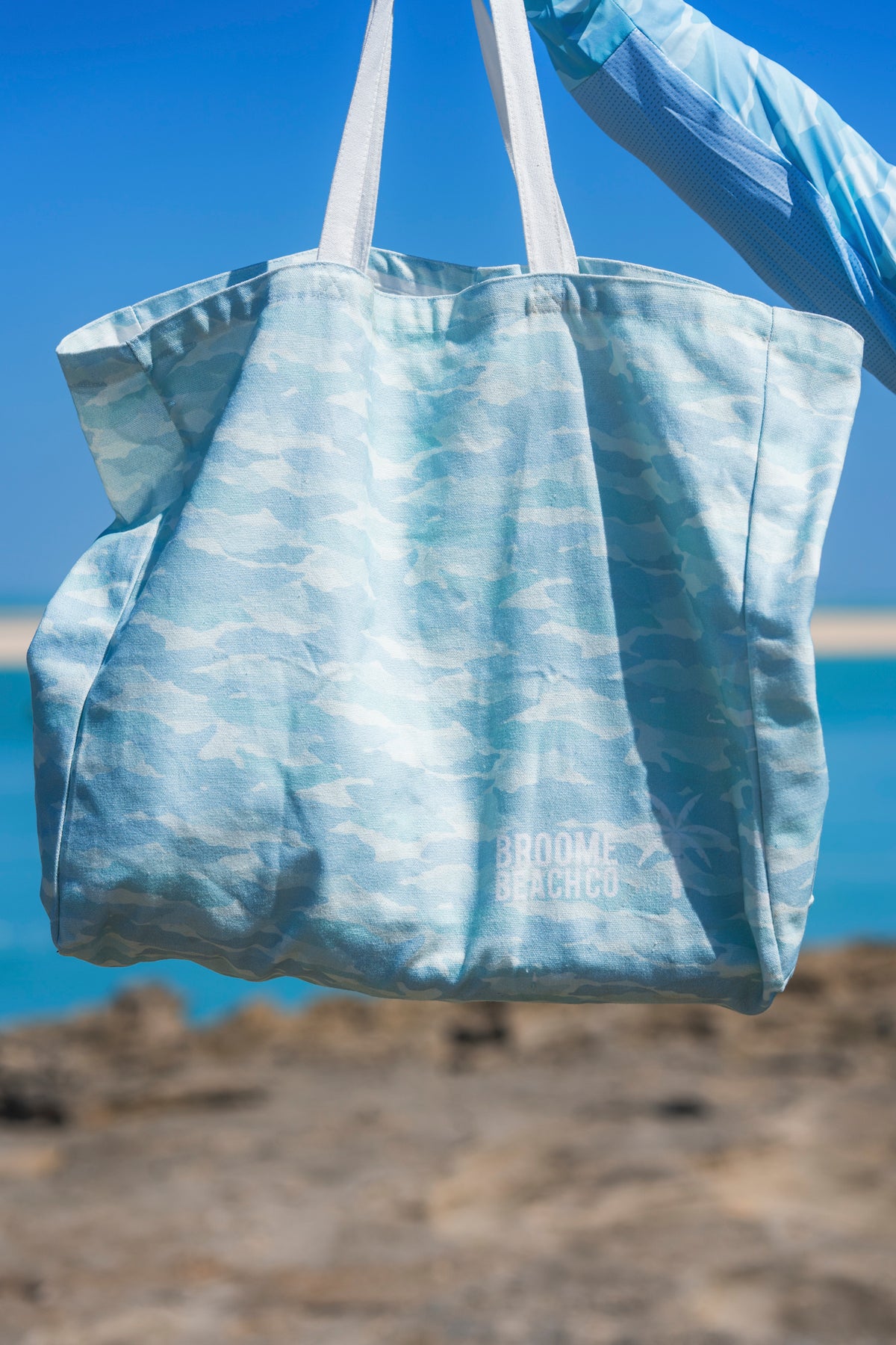 Big Beach Bag - Willie Creek Whispers