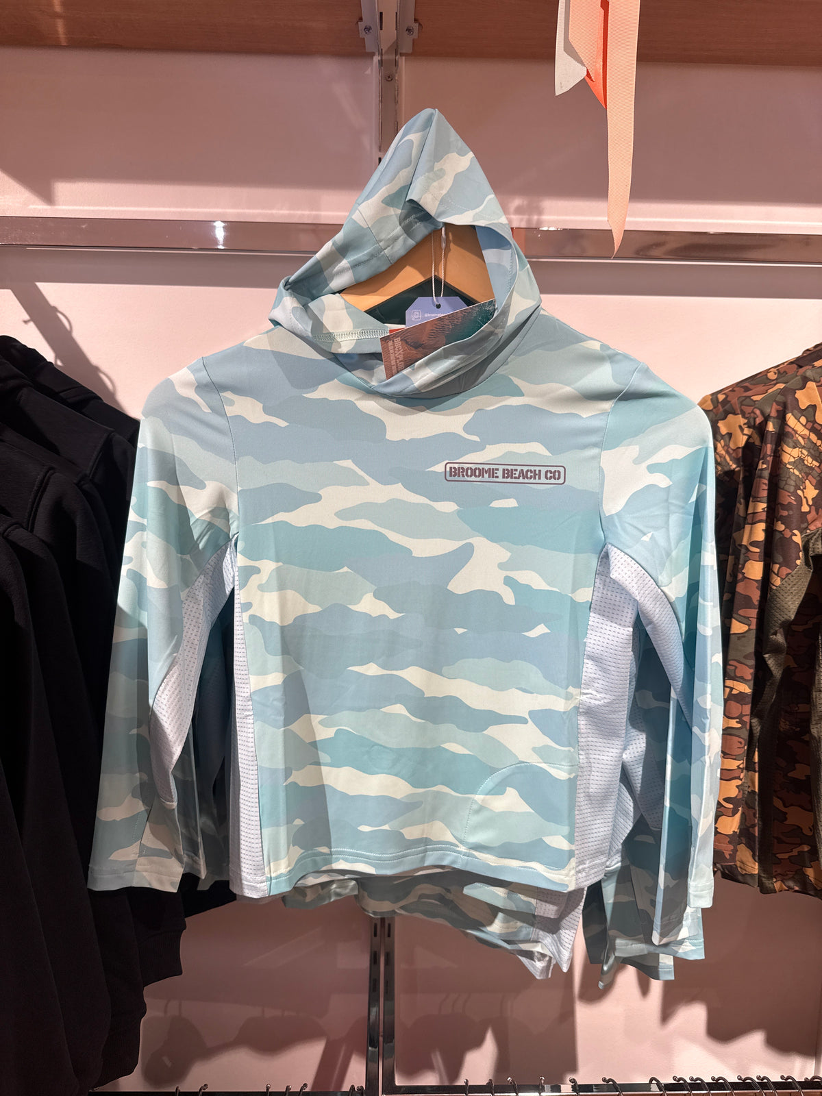 Kids Hooded Explore Shirt - Willie Creek