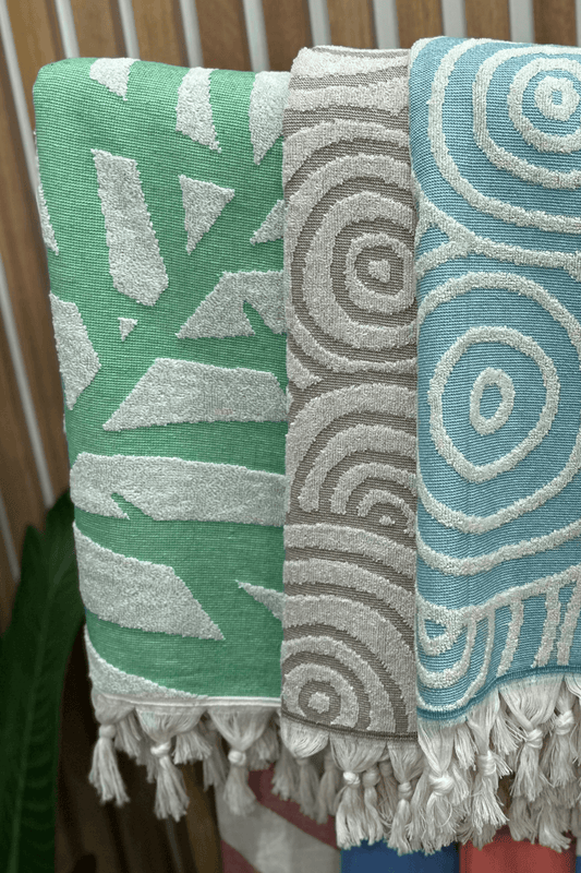 Premium Raised Pattern Broome Beach Turkish Towel - Green Palm