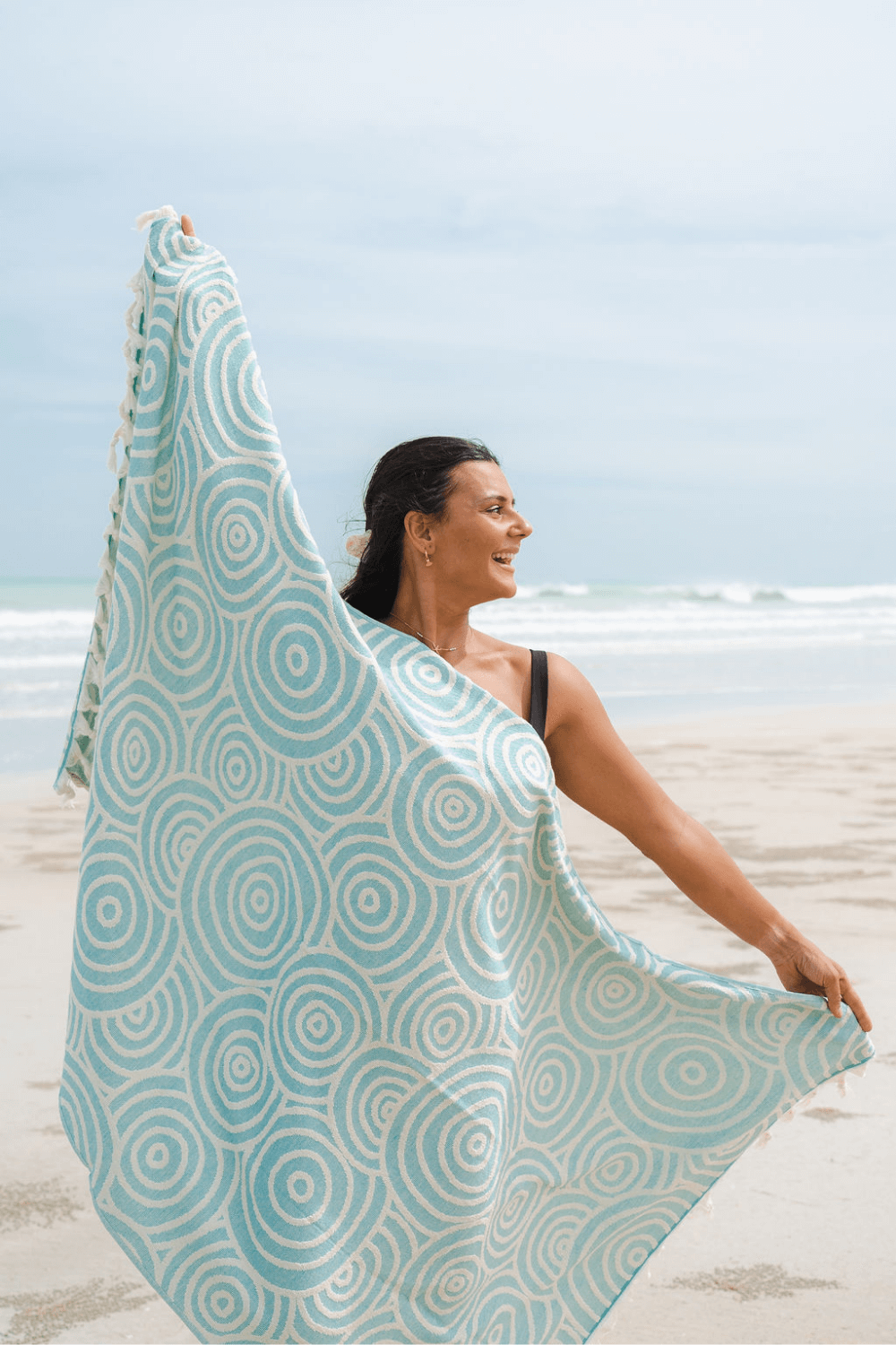 Premium Raised Pattern Broome Beach Turkish Towel - Aqua Circles