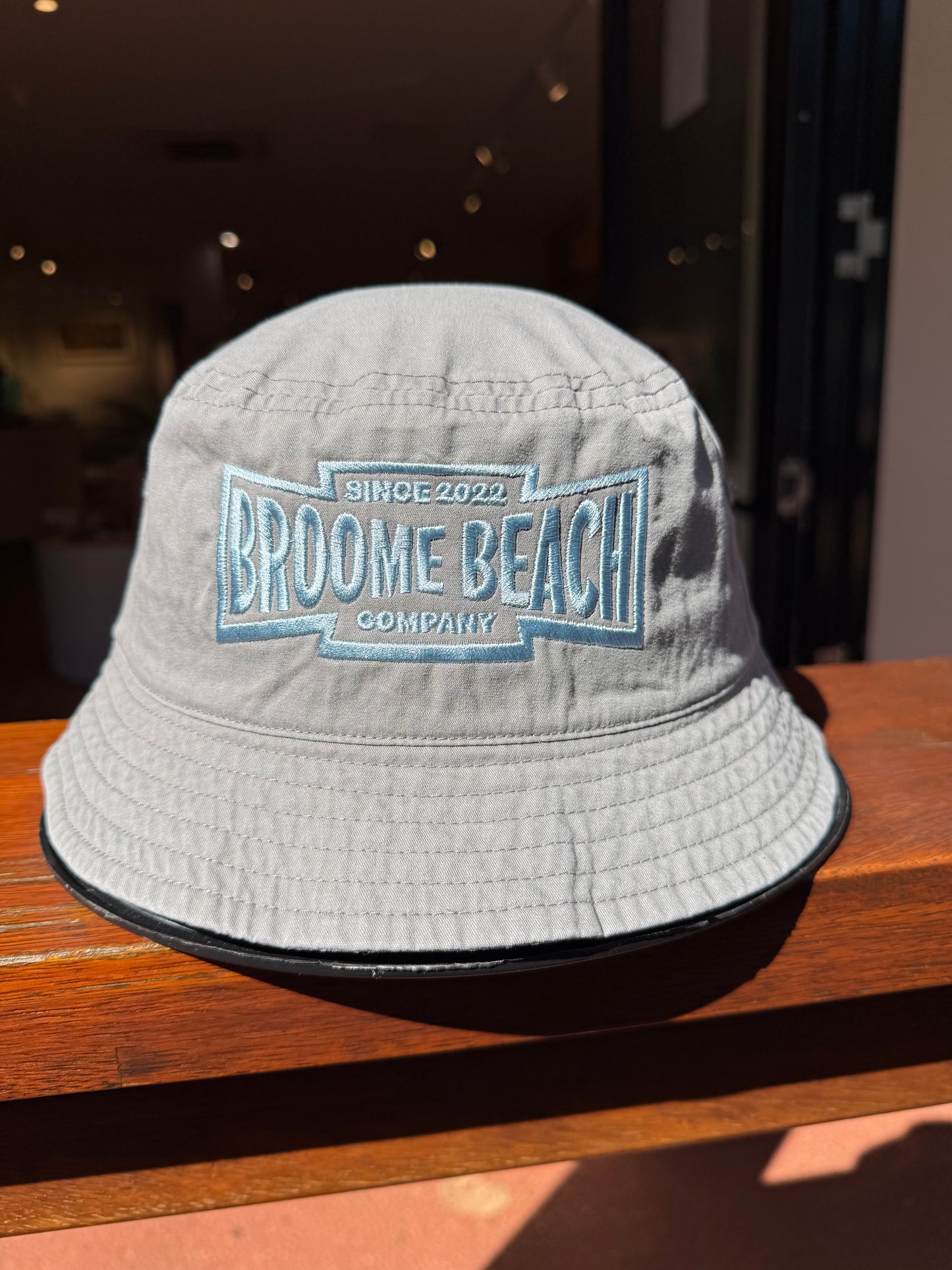 Beach Co Bucket Hat - Washed grey & blue bucket hat